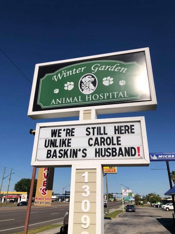 street sign - Winter Garden Animal Hospital We'Re Still Here Un Carole Baskin'S Husband! Miche Motive Mower Shop 4078773900