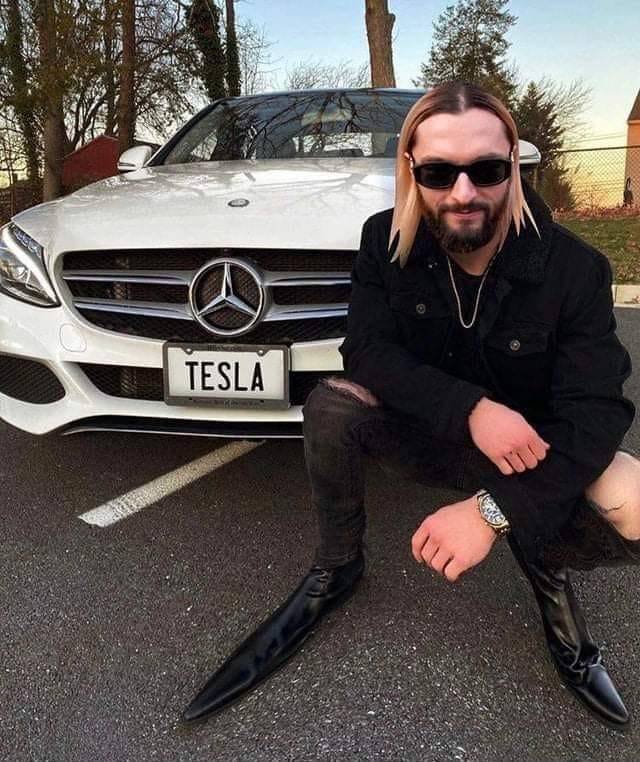 salvatore ganacci tesla - eks Tesla