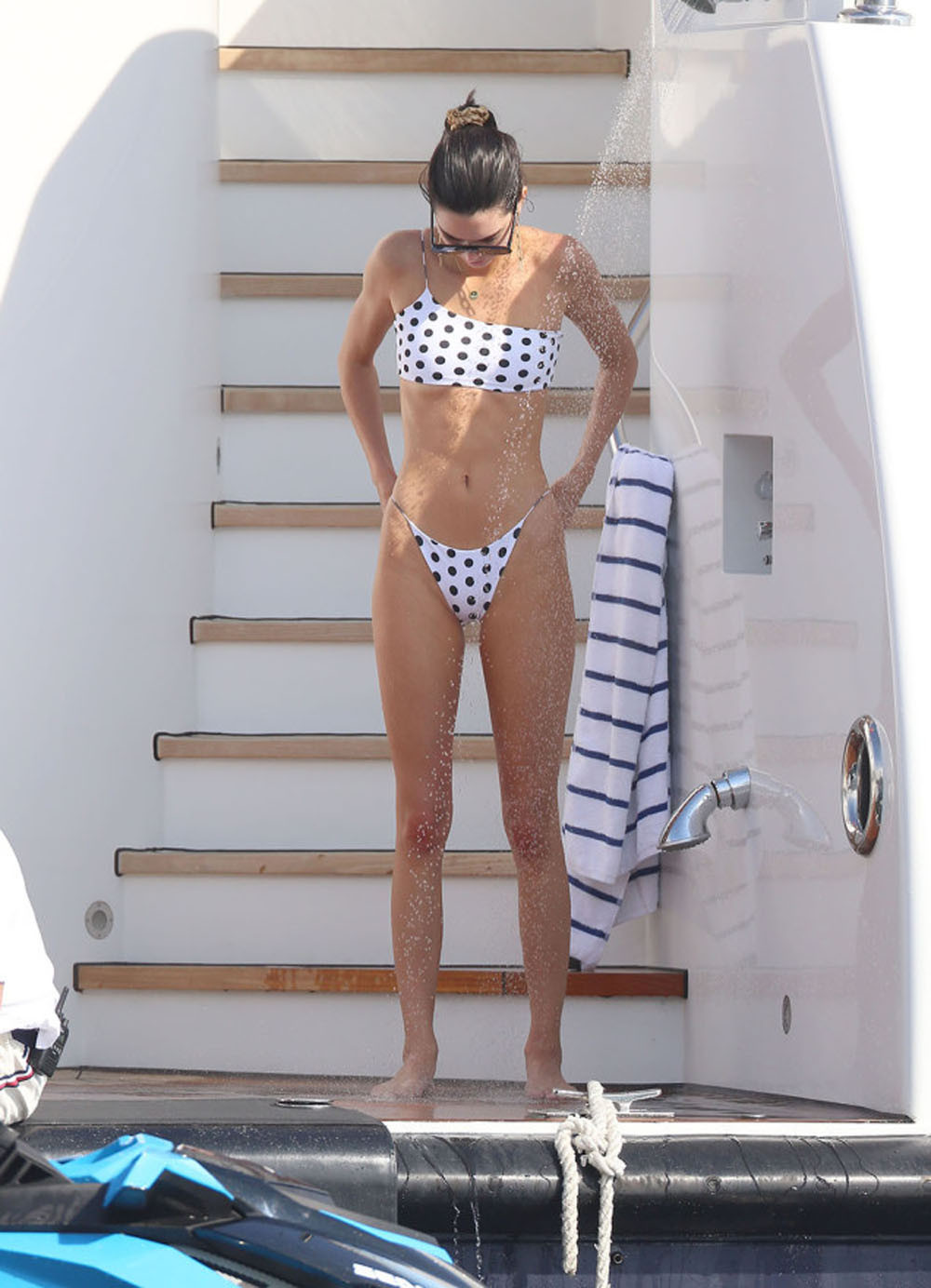 kendall jenner polka dot bikini