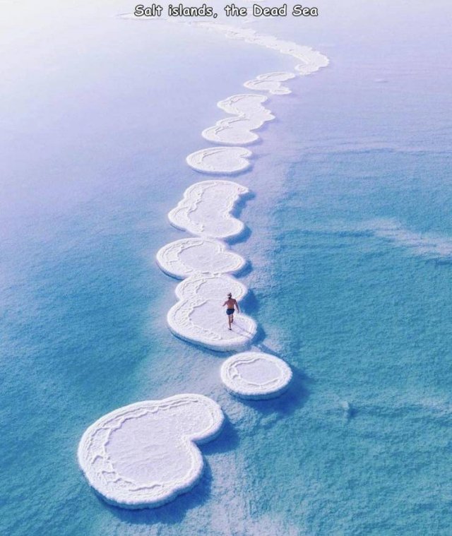 Dead Sea - Salt islands, the Dead Sea