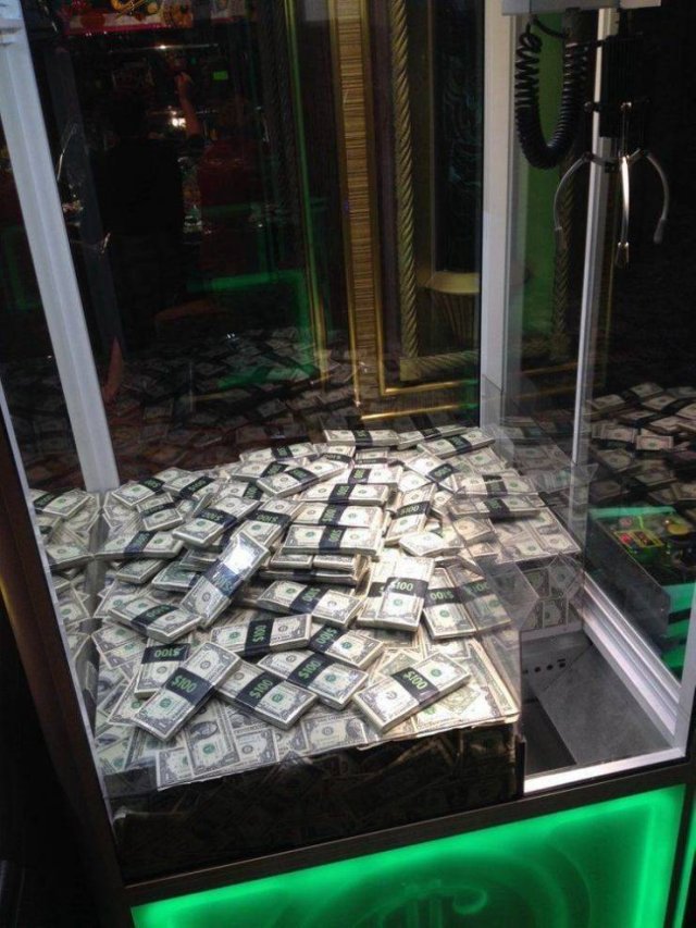 money claw machine - S100 Shoo Ws $100 $106 5100 oors