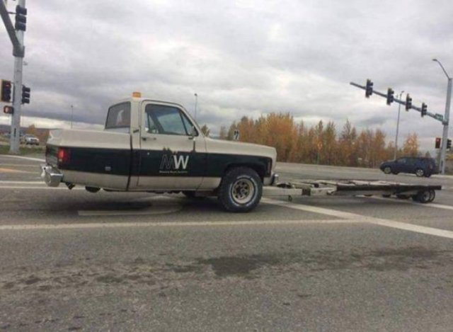 weird truck - W
