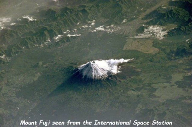 monte fuji - Mount Fuji seen from the International Space Station