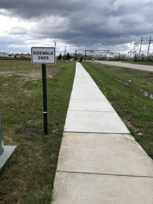 walkway - Sidewalk Ends