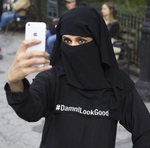 burka selfie -