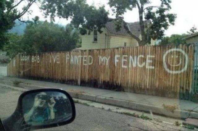 neighbour dispute funny - took pag la Painted My Fence