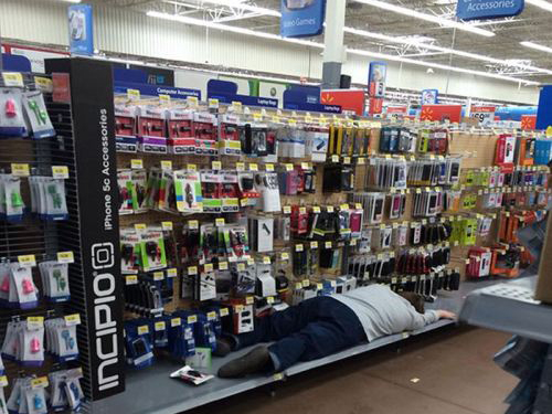 Seriously!!!! What the hell is going on at Walmart???