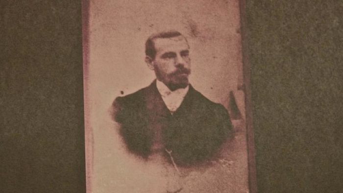 Thomas Theodore Merrylin was born in 1782 in Hellingshire, Northern England. He was the son of a rich aristocrat and biologist, Edward Merrylin, and would eventually follow in his fathers footsteps of fringe naturalism. His mother had died in childbirth and he was raised by his dutiful father, until Edwards death at the age of 76. Thomas would become introverted and spend the majority of his life in seclusion, traveling extensively to collect bizarre specimens of species that were yet to be cataloged by reputable zoologists and naturalists.