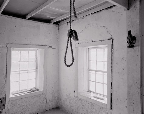 18-year-old Clarissa Glenn claimed to experience odd, ghostly presences in her apartment in Cornwall, England. She had been told that the person who lived in her room before her had hanged himself. Glenn had a history of sleepwalking, and ever since moving into this flat, had dreamt of hanging herself. One night, presumably in her sleep, she hanged herself from the rafters by her scarf.