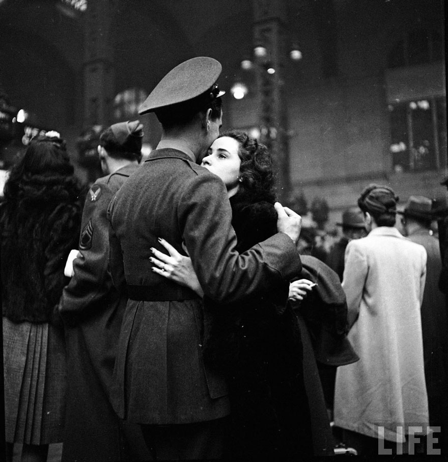 Farewell To Departing Troops At New York's Penn Station, April 1943