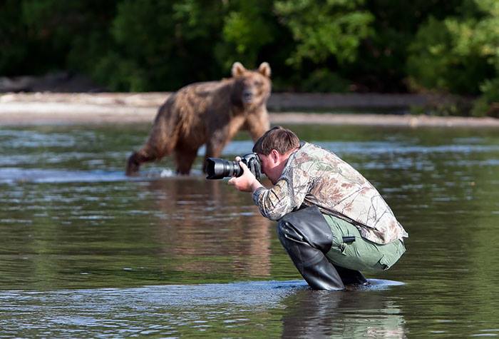 What Some People Will Do For A Perfect Photo