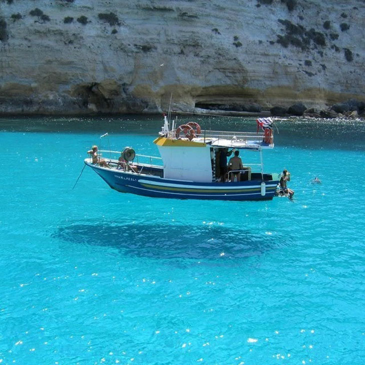 An optical illusion created by extremely clear water.