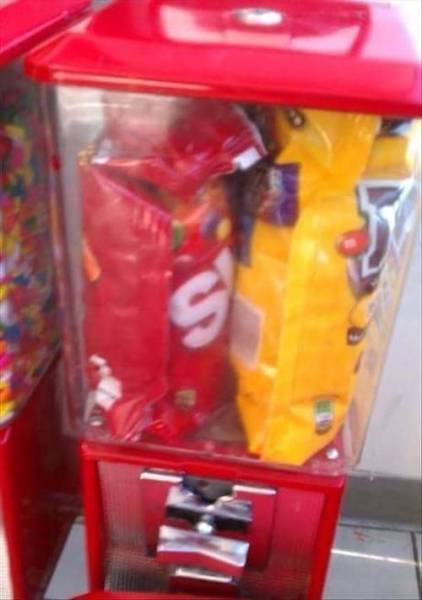30 People Who Had One Job And Blew It