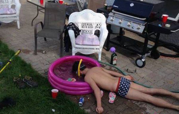 Hilarious Photos To Help You Forget The Horrible Work Week