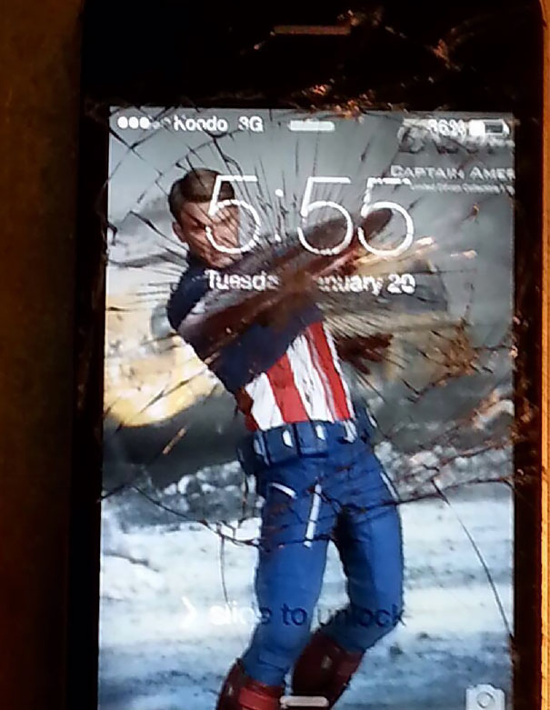 Making The Best Out Of A Cracked Phone Screen