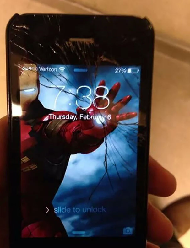 Making The Best Out Of A Cracked Phone Screen