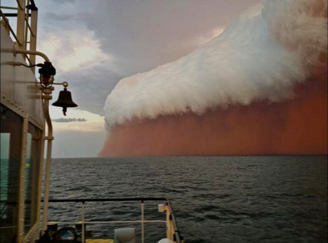 A huge dust storm that hit Western Australia in early 2013