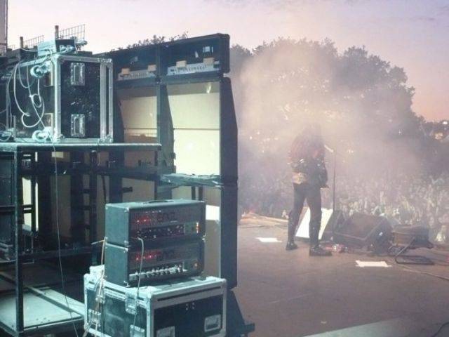 Fake amps on stage