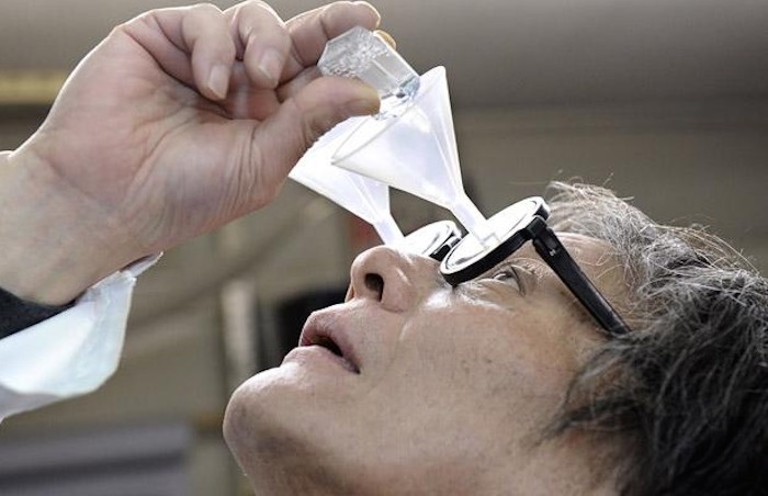 GLASSES FUNNEL TO APPLY DROPS: This eyeglasses was created to assist the user to drop eye fluids in a proper manner. This is good for those who wear contact lenses.