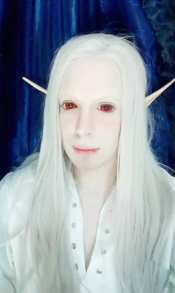 People Are Turning Themselves Into Real Life Elves