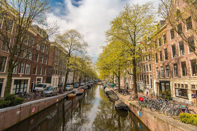 Men urinating in Amsterdam’s canals are liable to be arrested.