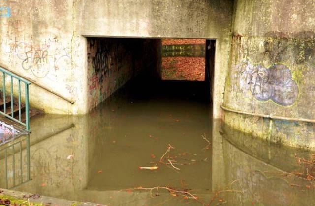 Pumps would stop working in subterranean tunnels and subway systems, which would result in massive floods.