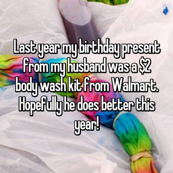 20 People Who Fail Hard At Giving Birthday Presents