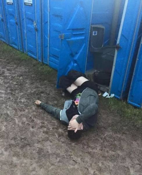 festival pee