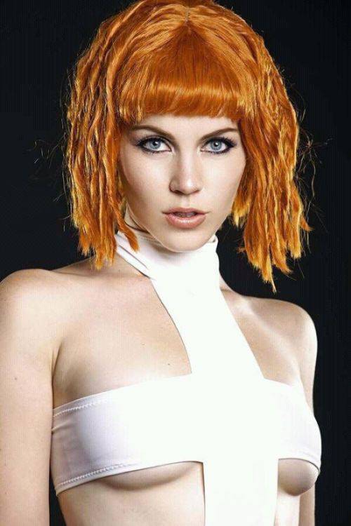 Best Leeloo Cosplay Ever!