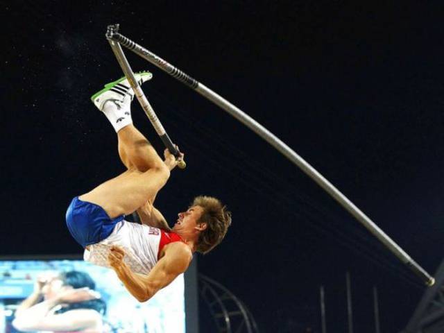 bad luck pole vault breaking