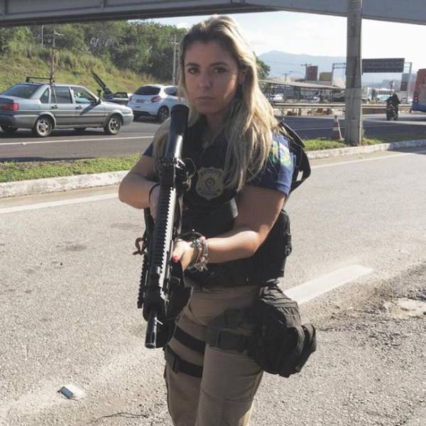 Mari Ag Is The Sexiest Cop In All Of Brazil