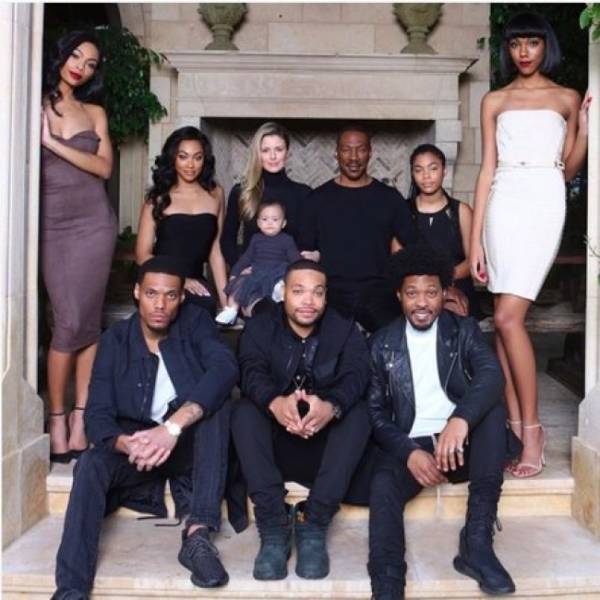 Eddie Murphy has nine children: During his first marriage to Nicole Mitchell, Murphy became a father to their five children and two more children outside of marriage. In 2007, former Spice Girls singer Melanie Brown gave birth to a girl who became the actor’s eighth child, which Murphy only confirmed after a DNA test. Since 2012, Eddie Murphy has been dating Paige Butcher, with whom he has a one-year-old daughter.