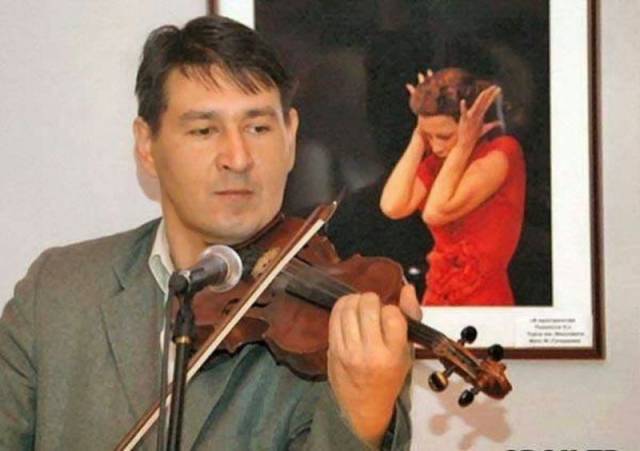 funny pic of violin