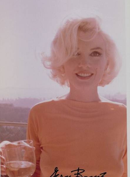 Marilyn Monroe's Last Photo Shoot Was Just Revealed