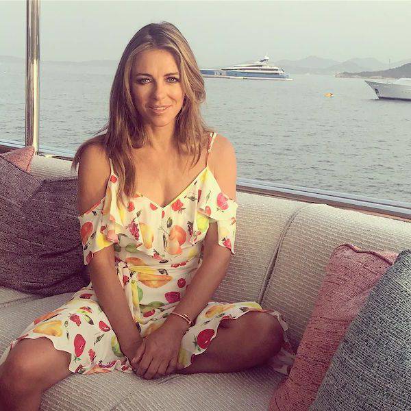 Elizabeth Hurley Is The Sexiest Babe In Her 50s