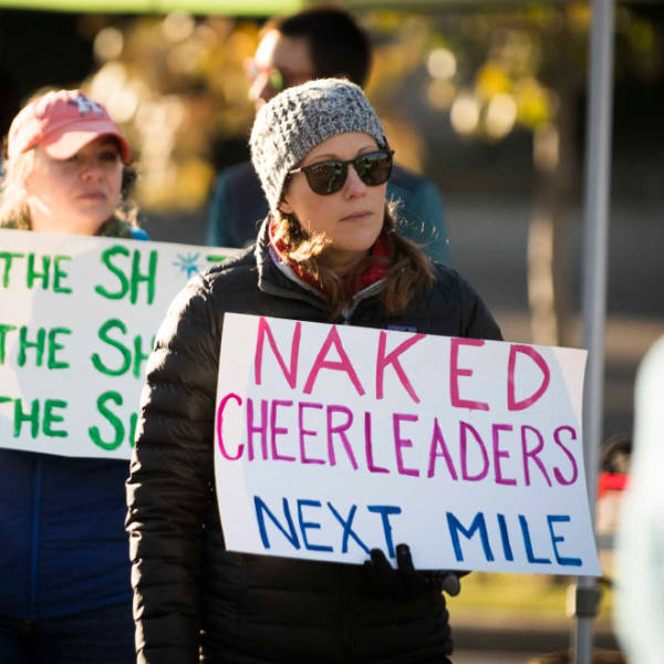 protest - The Sh The Se Naked The Se Cheerleaders Next, Mile