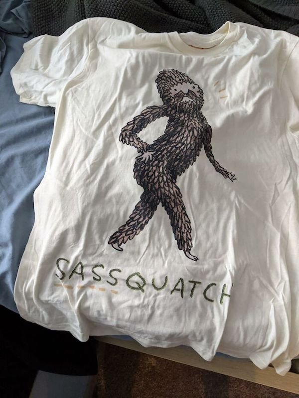 t shirt - Sass Quatch