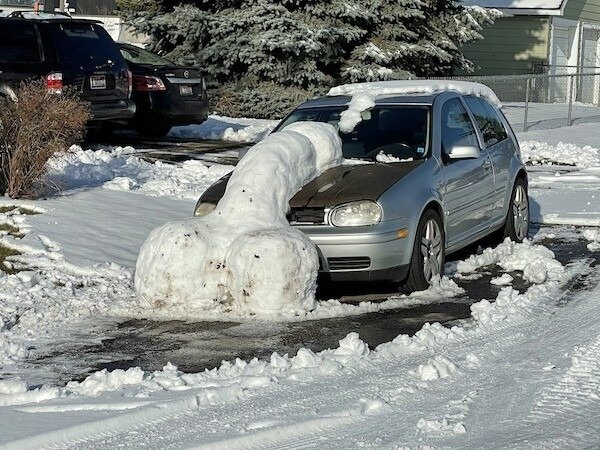funny memes - snow penis sculpture covering car
