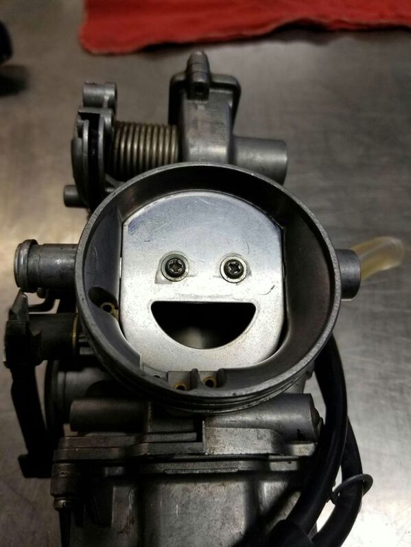 funny optical illusions - happy carburetor