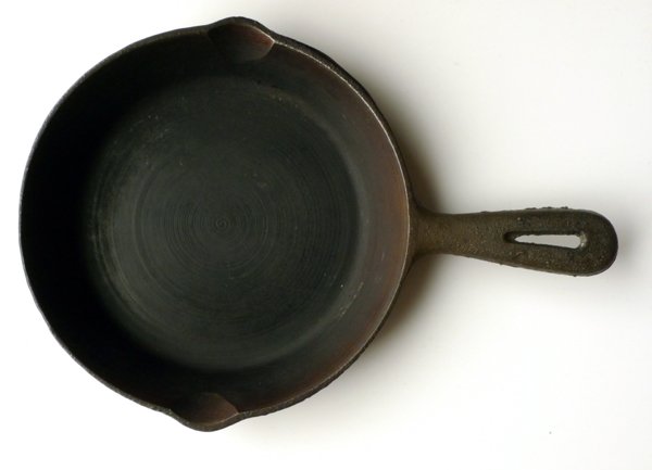 “My wife complains that my cast iron pan makes food taste really weird. Last time it was fried eggs. It tastes fine to me, but maybe my taste buds aren’t that sensitive. She always washes it with dishwashing liquid because by just cleaning it with water she thinks it’s still dirty, and since it’s always washed, it has rust on it but I don’t mind since I use it every few days.”