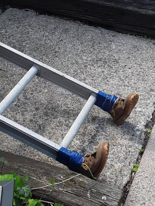 prevent ladder from slipping