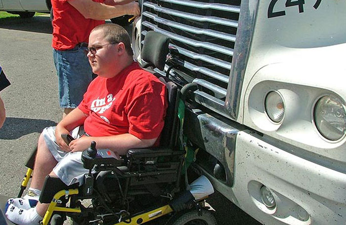 In 2007 a man in a wheelchair was hit by an 18 wheeler. The handles were ensnared within the grill of the truck and he was pushed at over 60 mph for several miles on the highway. Amazingly, he escaped without injury.