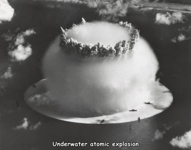 nuclear test bikini atoll - Underwater atomic explosion