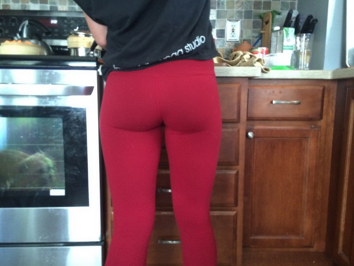 56 Babes In Yoga Pants