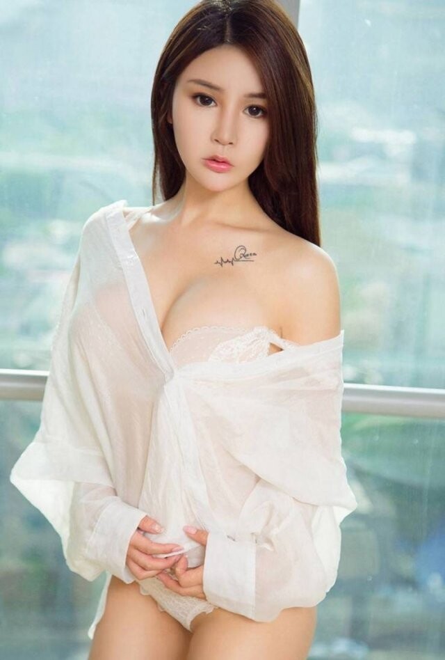 36 Sexy Asian Girls