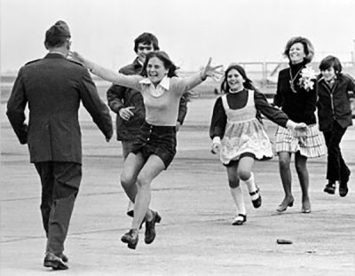 Amazing Pulitzer Prize Winning Photos - burst of joy