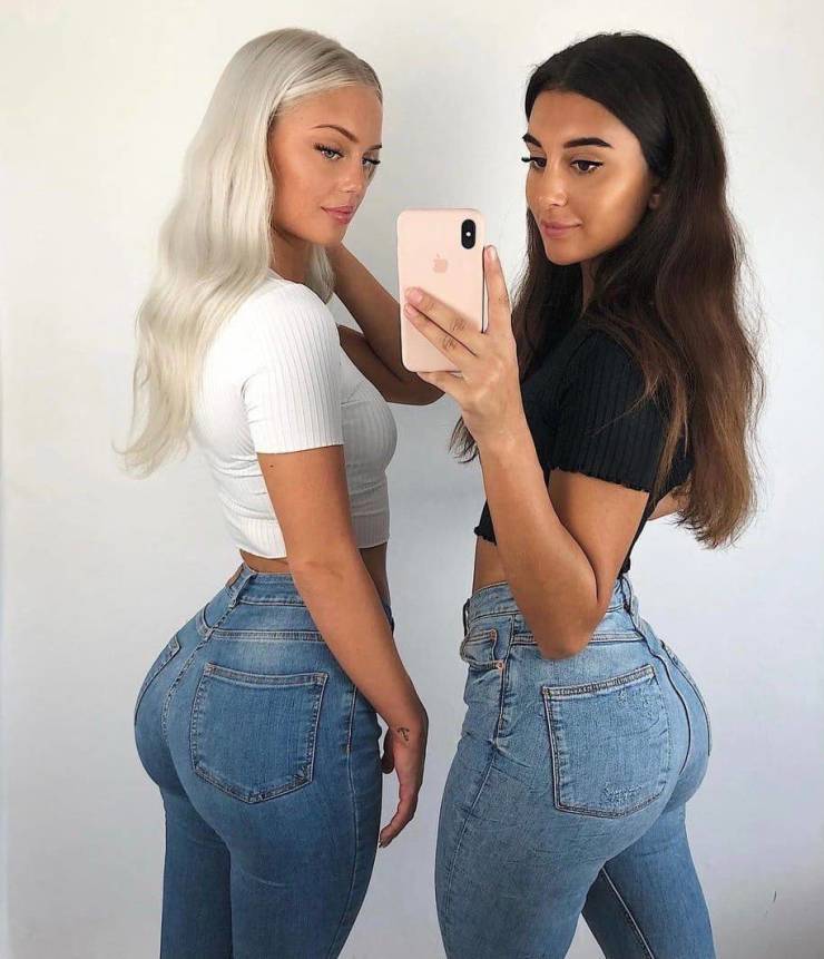 50 Photos Dedicated To Booty