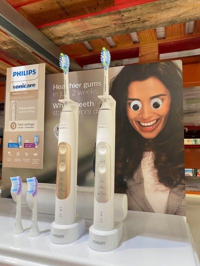 toothbrush - Philips sonicare Hea thier gums in jul 2 weeks Wheeth starom d 9 Tales