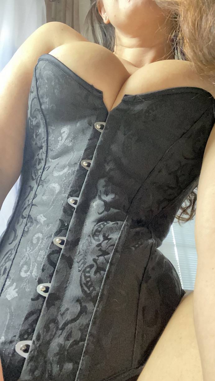 42 Reasons To Love Corsets