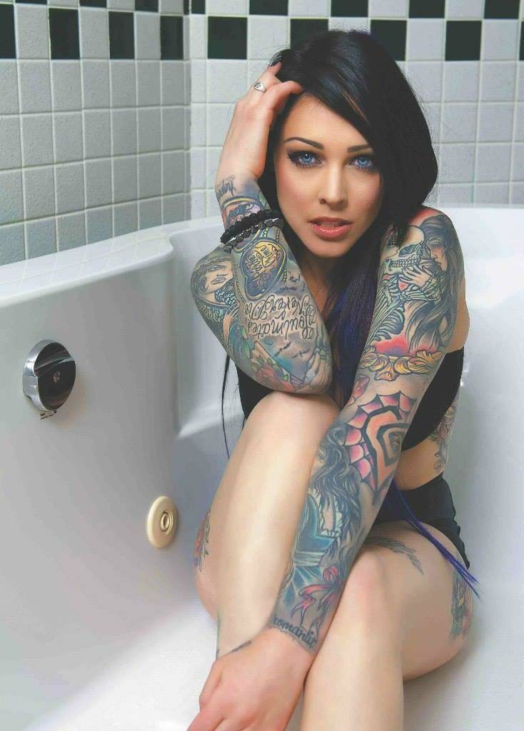 50 Pics Of Inked Babes
